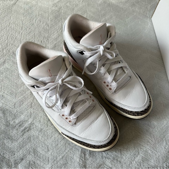 Jordan 3‎ Retro Neapolitan Dark Mocha White/Brown/Cream/Pink Size 7.5 Women’s - Picture 4 of 8